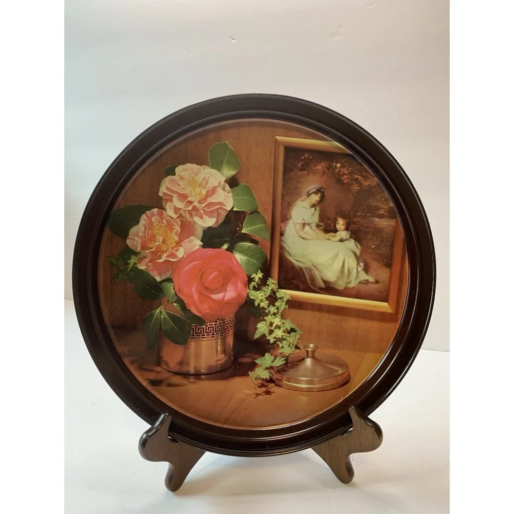 Vintage MCM Round Metal Tray‎ w/ Kitschy Victorian Print 10 3/4